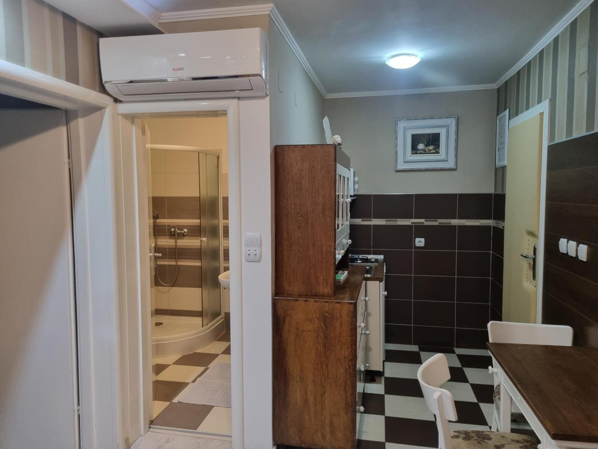 Villa Lucia - Apartments&Rooms Slavonski Brod Exterior foto