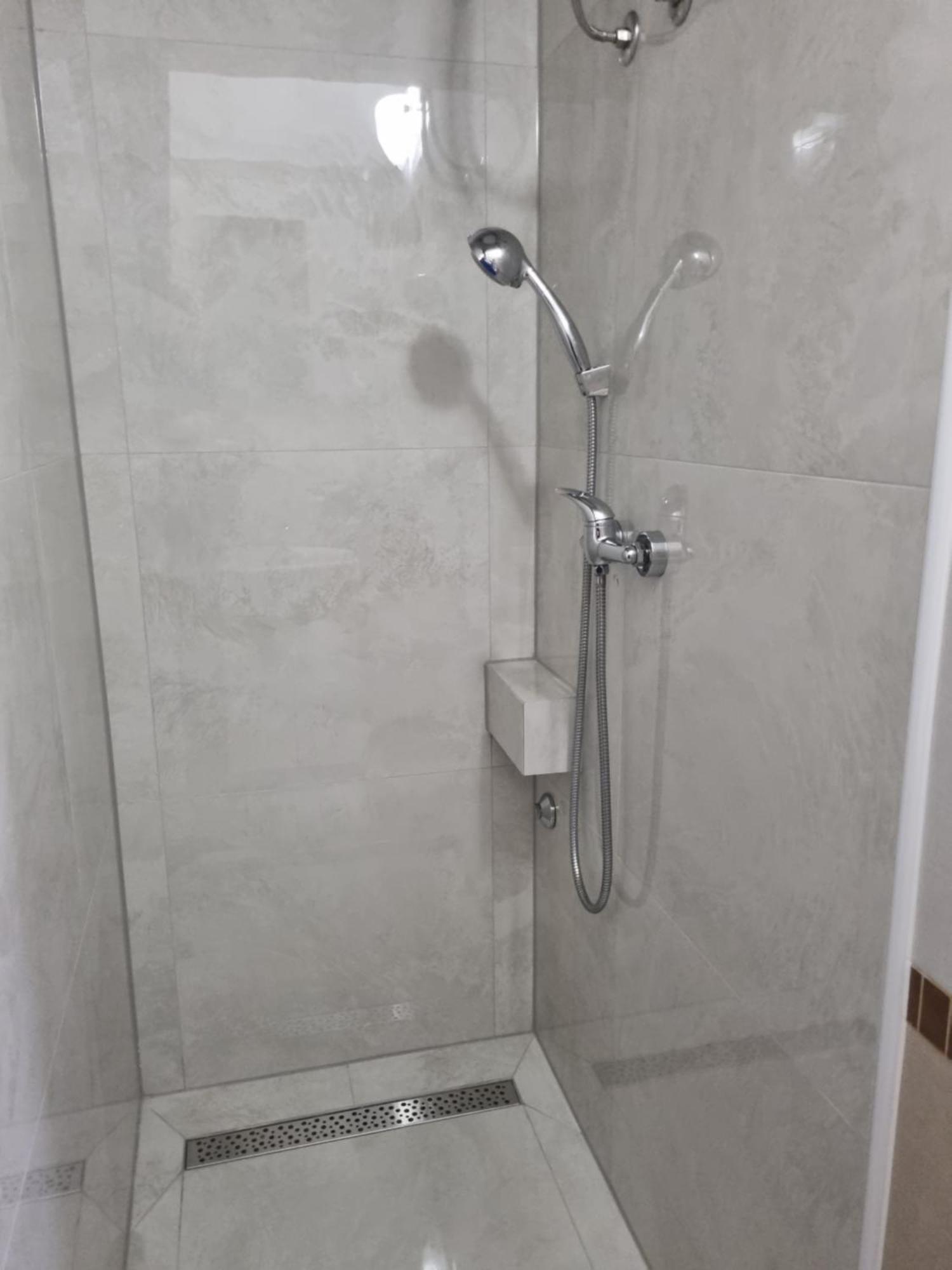 Villa Lucia - Apartments&Rooms Slavonski Brod Exterior foto