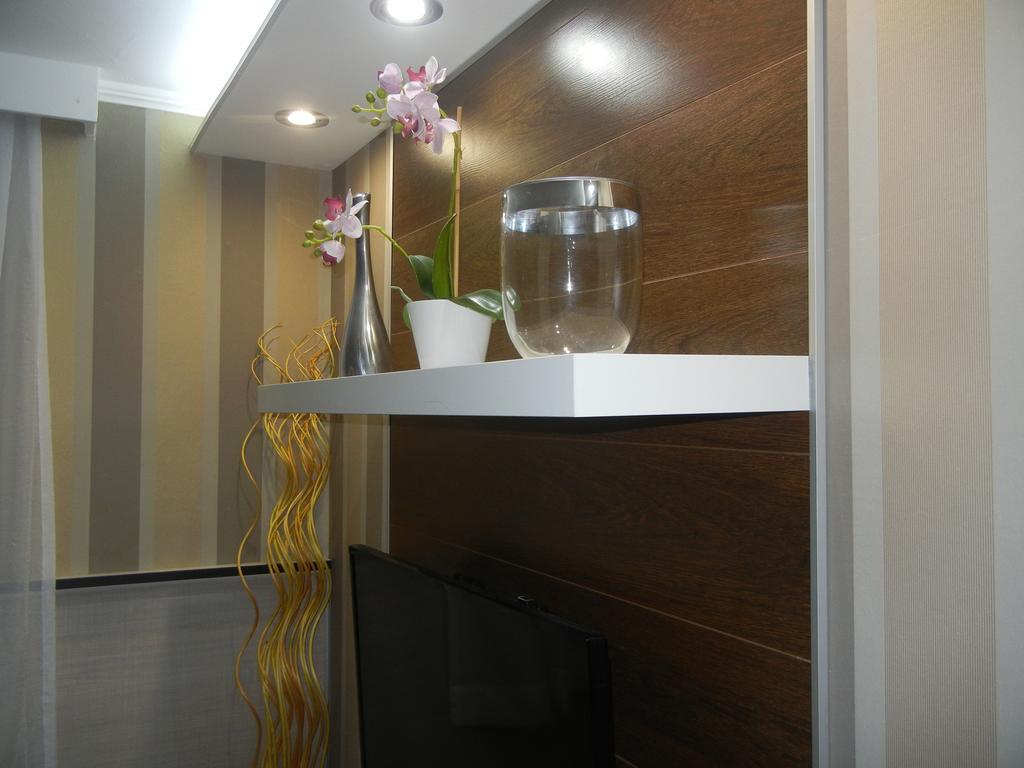 Villa Lucia - Apartments&Rooms Slavonski Brod Exterior foto